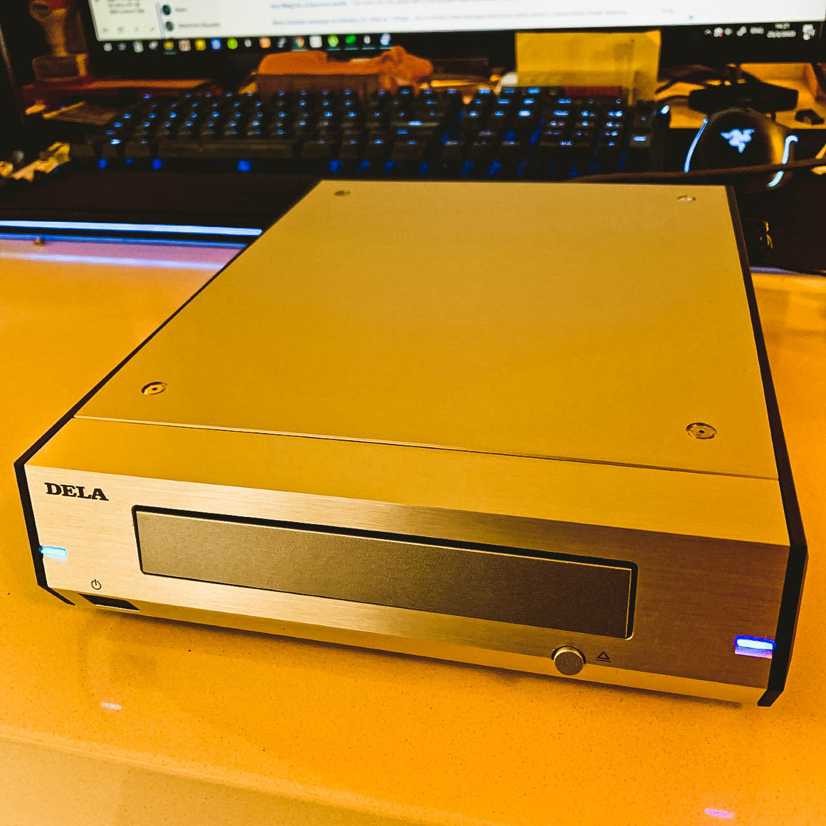 DELA D100/2 - CD Ripping Machine