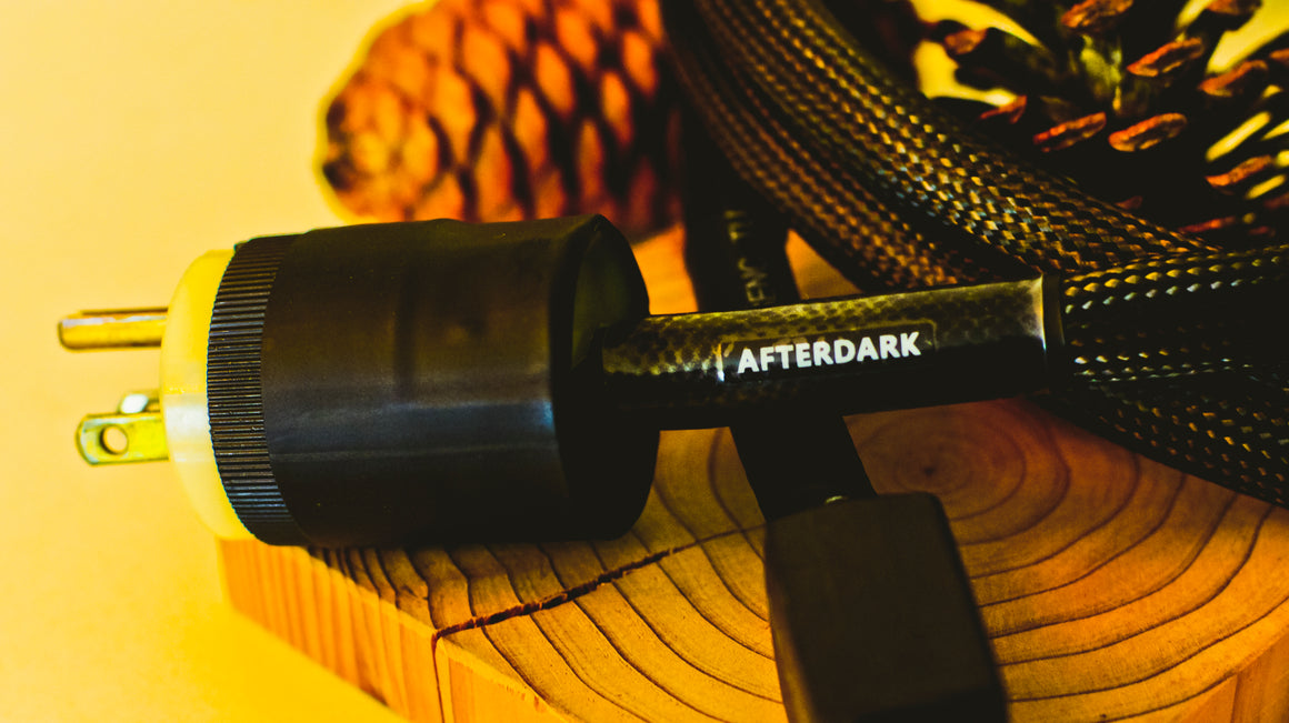 AfterDark. Winterplay HC (High Current) Power Cable 1.82m 碳纖維屏蔽美式電源線