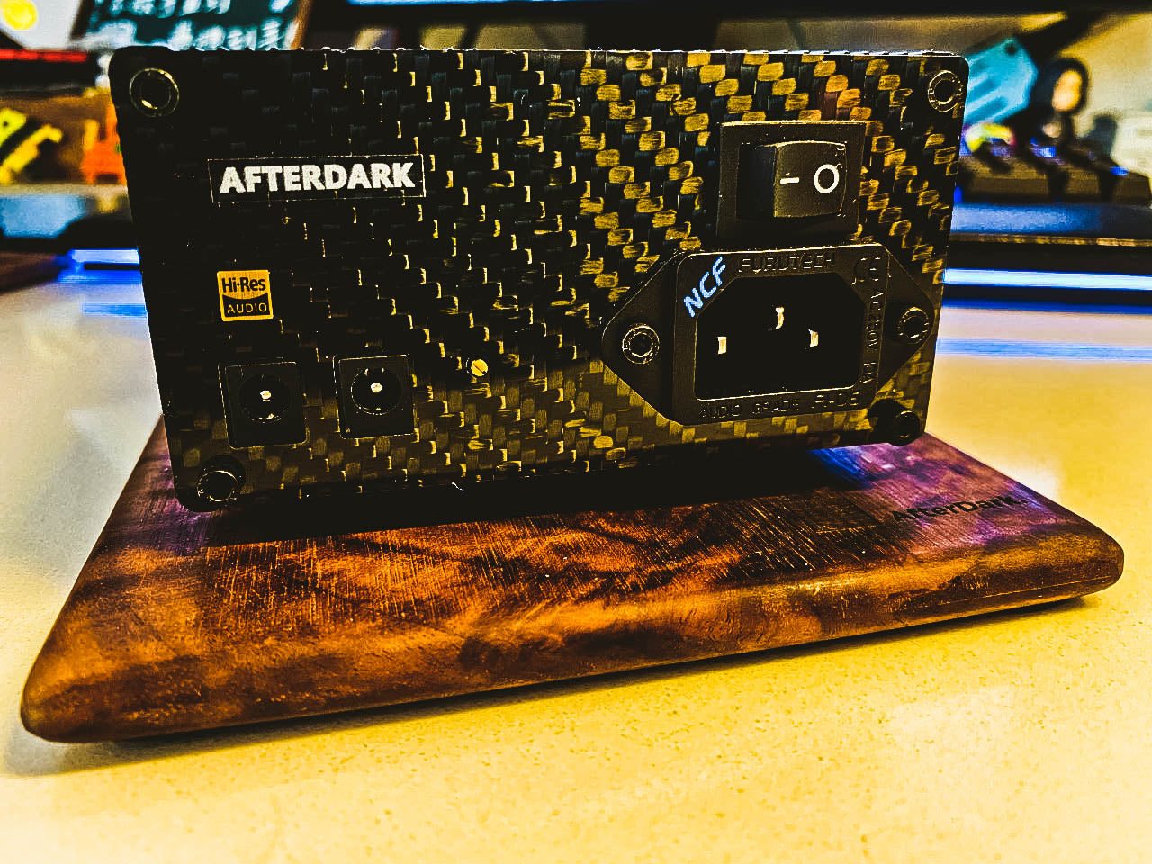 AfterDark. Black Modernize LPS x GIESEMANN OCXO 10M Edition